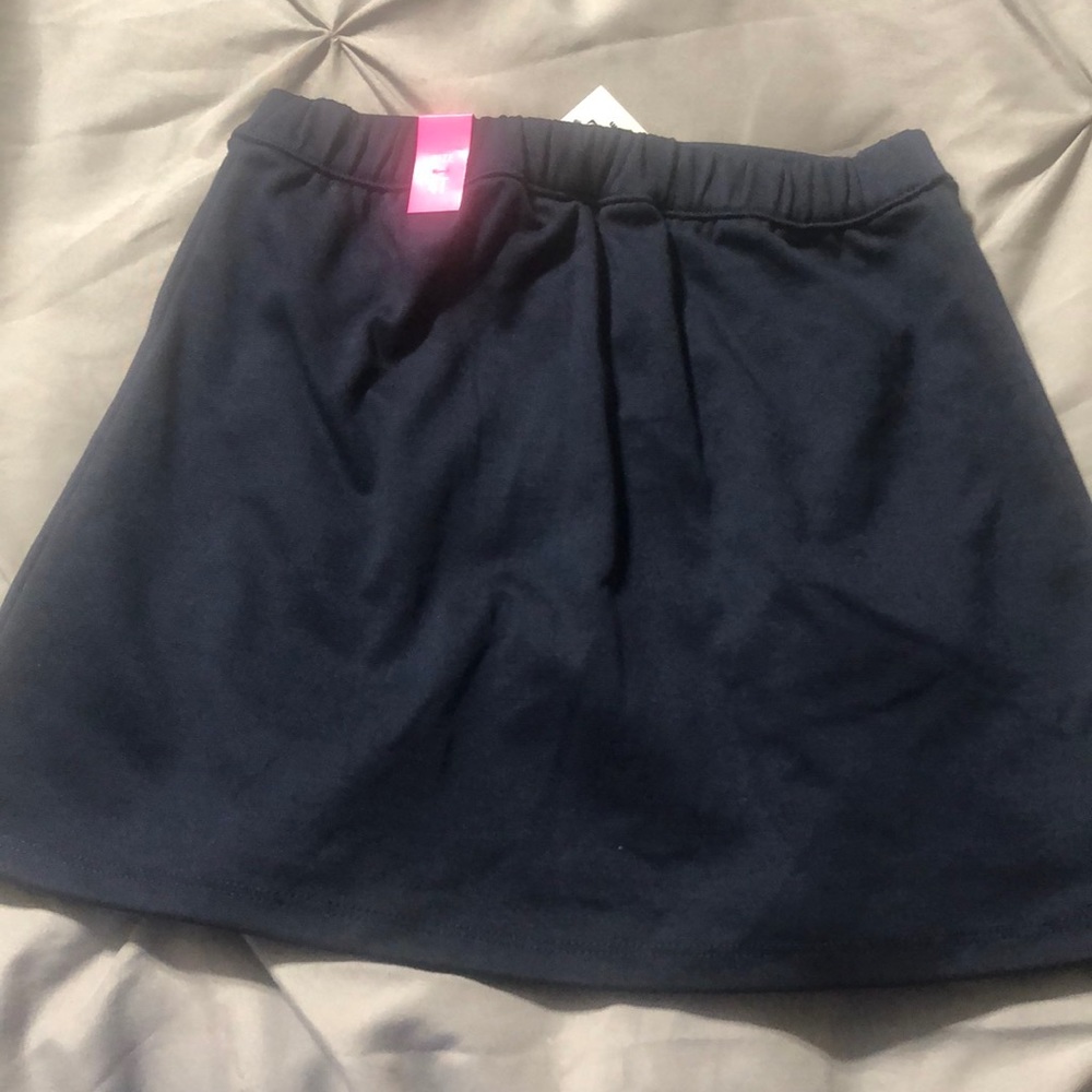 Skirt - Picture 3 of 3